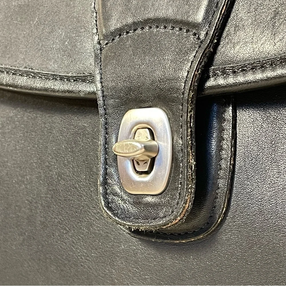 90’s Vintage Coach Vintage Beekman Brief No- E0Z-5266